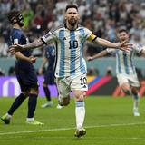 Lionel Messi emprende camino tras las huellas de Pelé, David Beckham y otros