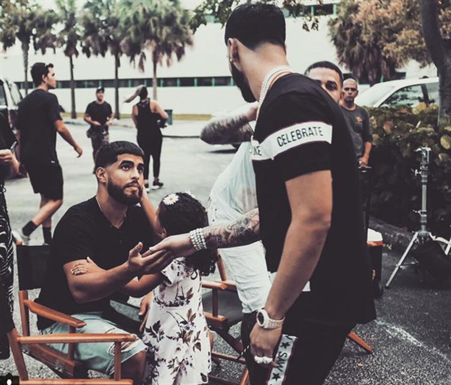 Lo Que No Sabes De Anuel Aa Primera Hora Carlos efren reyes rosado, benny benni. lo que no sabes de anuel aa primera hora