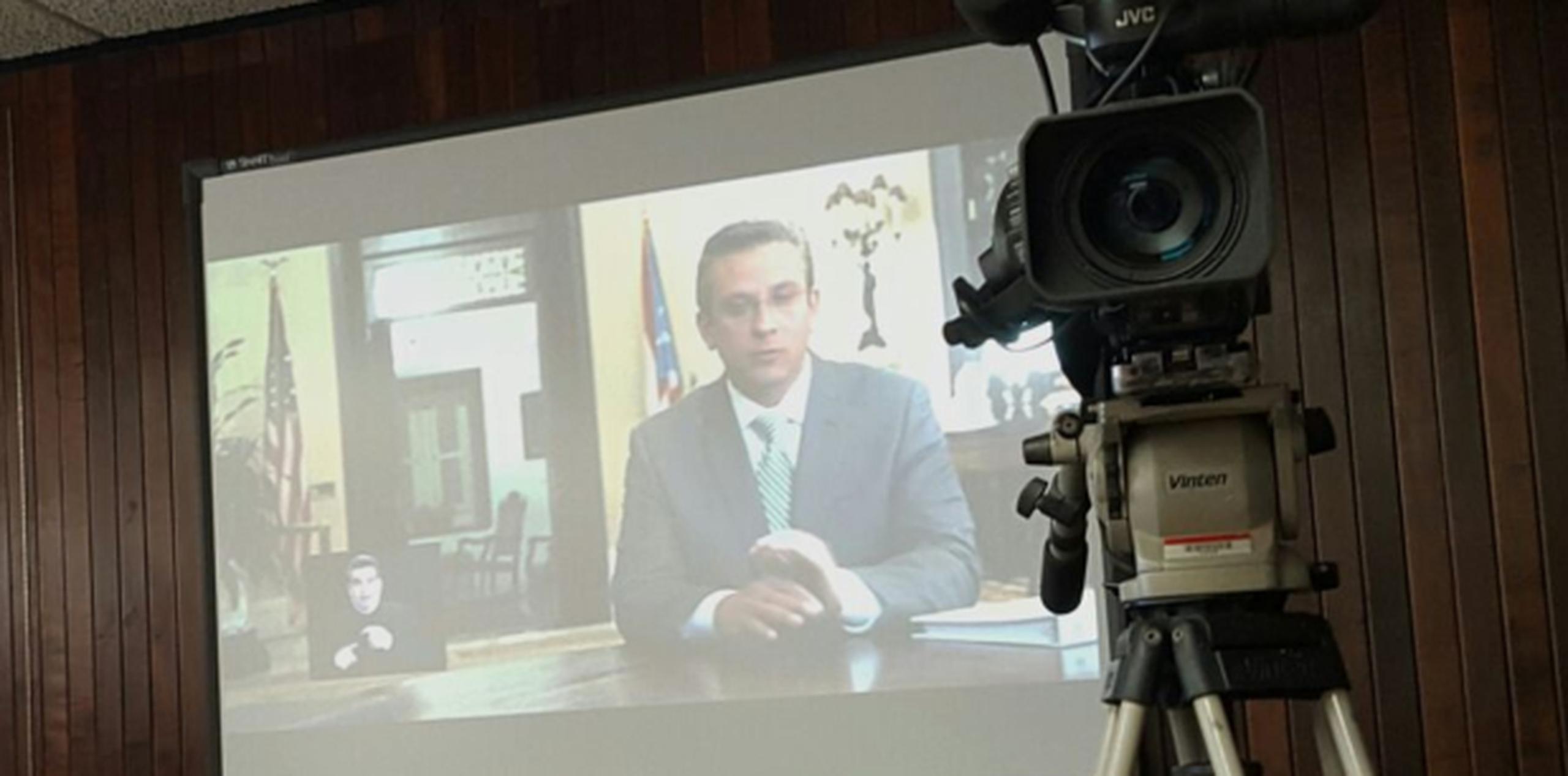 El gobernador transmitió por medios electrónicos un mensaje especial a las 11:00 a.m. (xavier.araujo@gfrmedia.com)