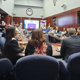 Gobierno une recursos con el Cuerpo Consular para ayudar inmigrantes víctimas de violencia de género