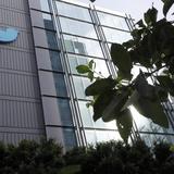 Demandan a Twitter por $500 millones