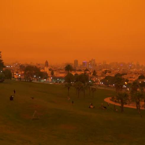 Se pinta de anaranjado apocalíptico los cielos de San Francisco 
