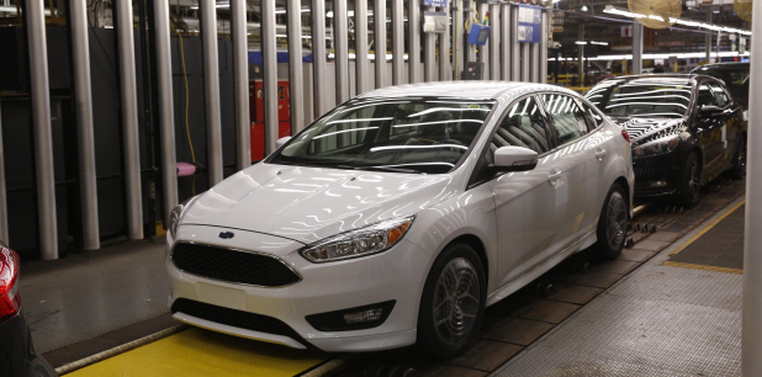 Ford dejará de producir el modelo Focus en su planta en las cercanías de Detroit, pero anunció que estaría produciendo allí otros dos modelos. (Archivo)