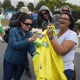 Fans van a pedir autógrafos a Jair Bolsonaro en Florida