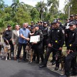 Policía asciende a rango de sargento a 36 miembros de la Unidad Canina 