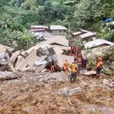 Al menos 11 muertos y 110 desaparecidos tras deslizamiento de tierra en Filipinas