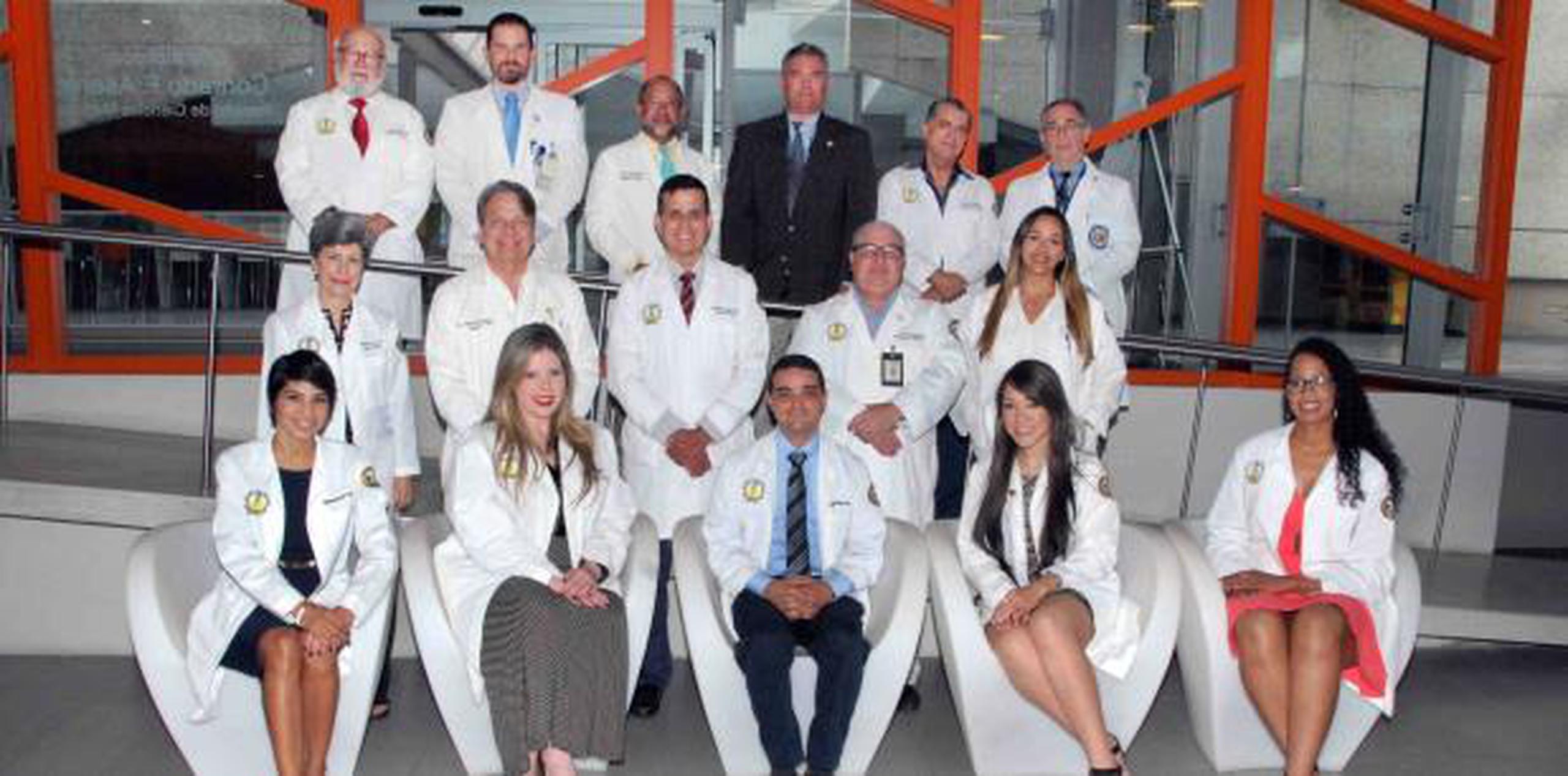 A través de su historia el Departamento de Cirugía de la Escuela de Medicina del RCM ha graduado a más de 200 cirujanos generales. (Suministrada)