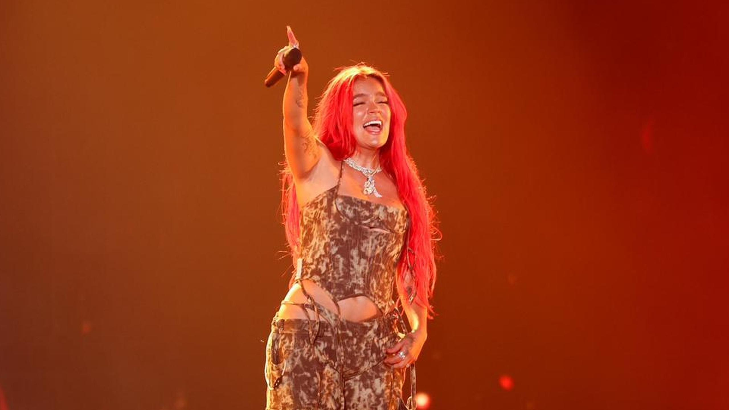La exactriz pornográfica se desbordó en elogios a "La Bichota" en sus redes sociales, tras asistir a su concierto en el Hard Rock Stadium de Miami.