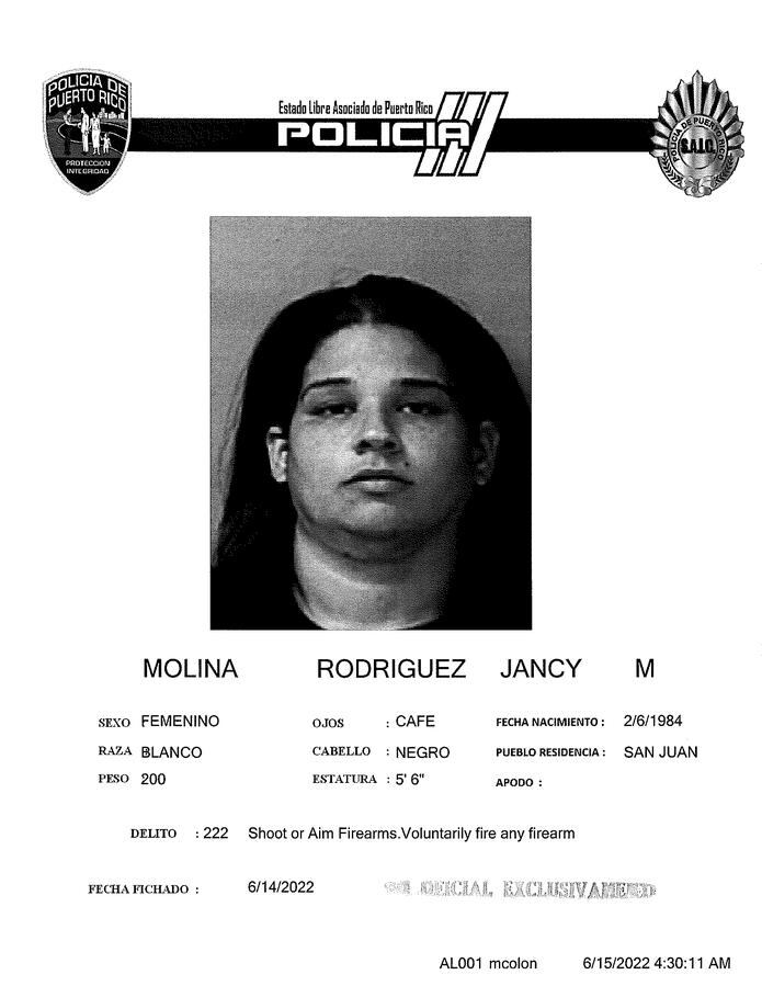 Ficha policial de Jancy Marie Molina Rodríguez, imputada del asesinato de la joven Janet María Santiago Gómez en Barceloneta.