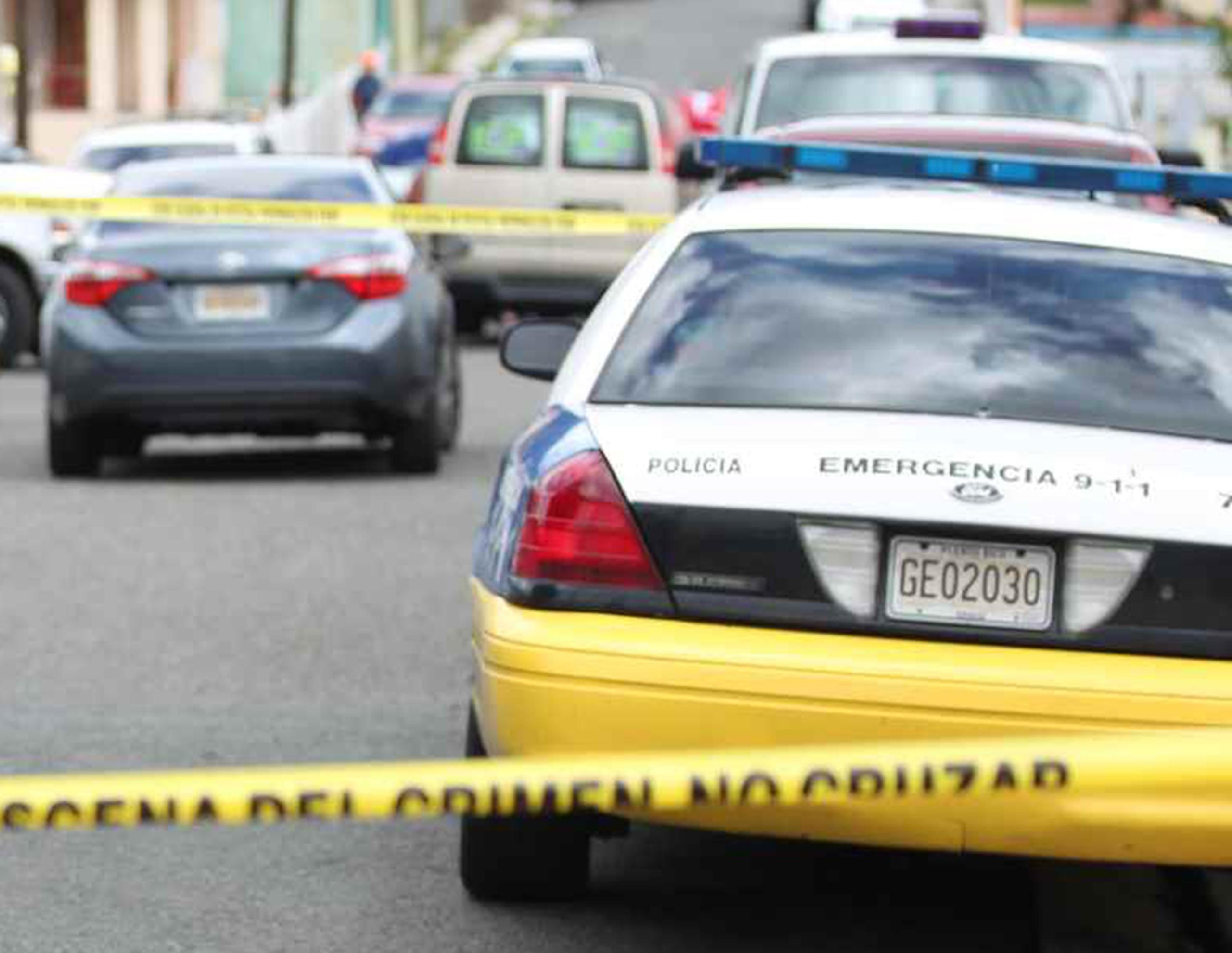 El agente Alex Alvarado, del precinto de Río Piedras, investigó la querella.