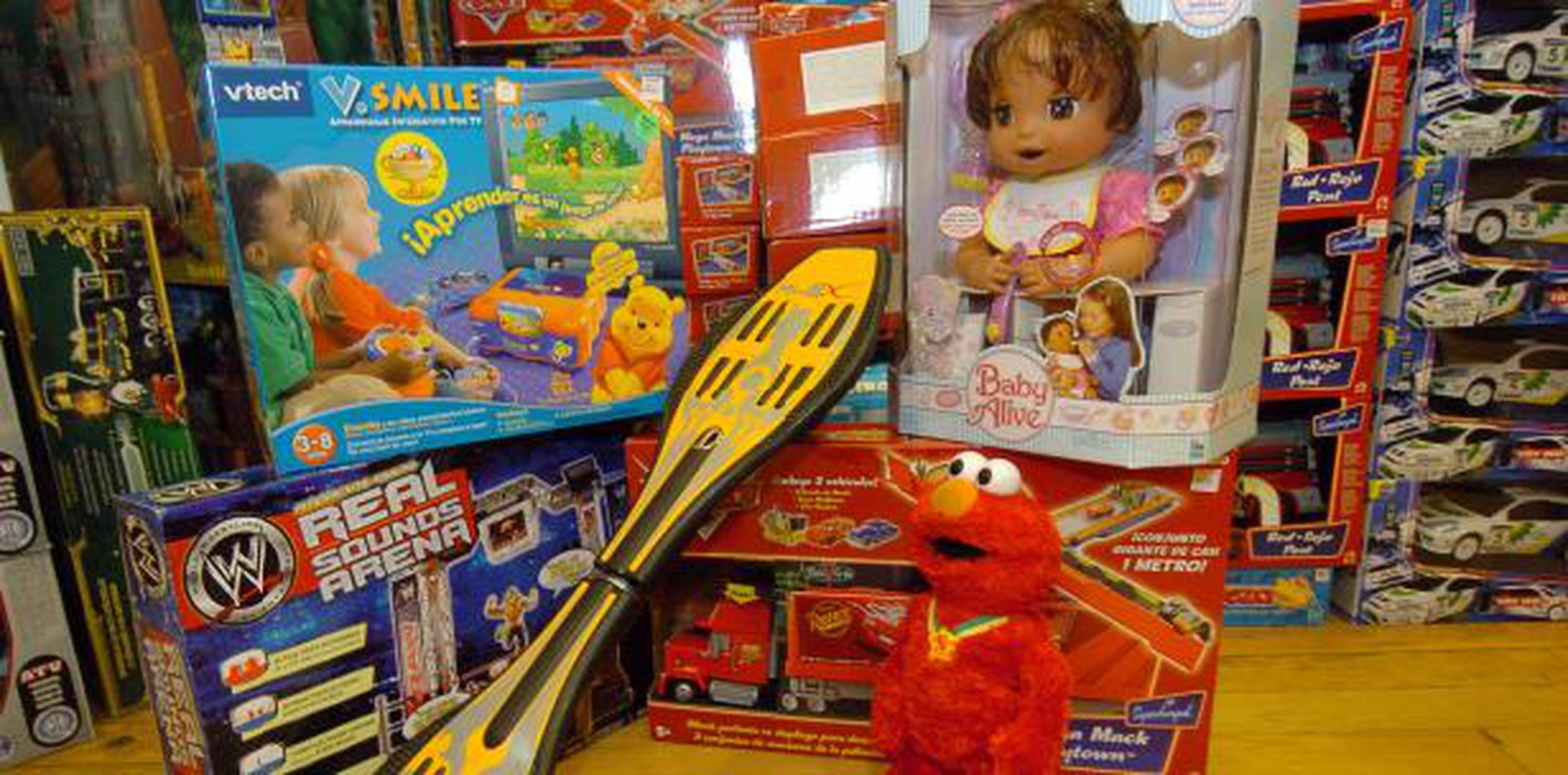 La iniciativa invita a que los consumidores donen juguetes nuevos en cualquiera de las 12 localidades de Burlington a través de toda la isla. (Archivo)