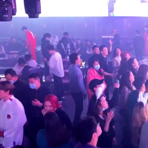 Jangueo intenso en discotecas de Wuhan