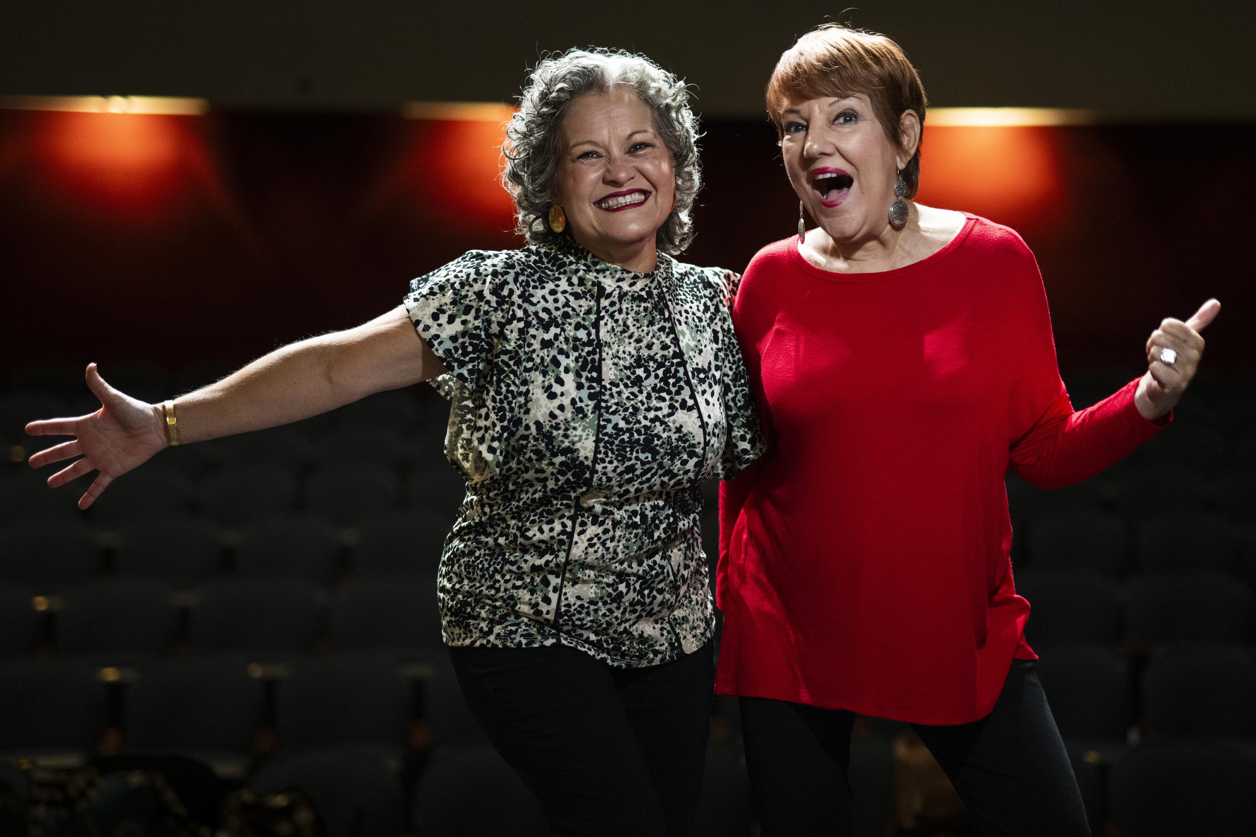Tanto Magali Carrasquillo como Lily García prometen una mezcla de risas con reflexión.