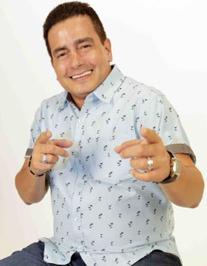 Viti Ruiz Es Como Si El No Hubiera Fallecido Primera Hora His death on august 9, 1998, frankie eventually died from liver failure at the age of 40, a month after his final concert at madison square garden.2 before his burial, his remains were taken to mayagueez, puerto rico, for a memorial service. viti ruiz es como si el no hubiera
