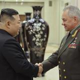 Kim Jong Un se reúne con el ministro de Defensa de Rusia