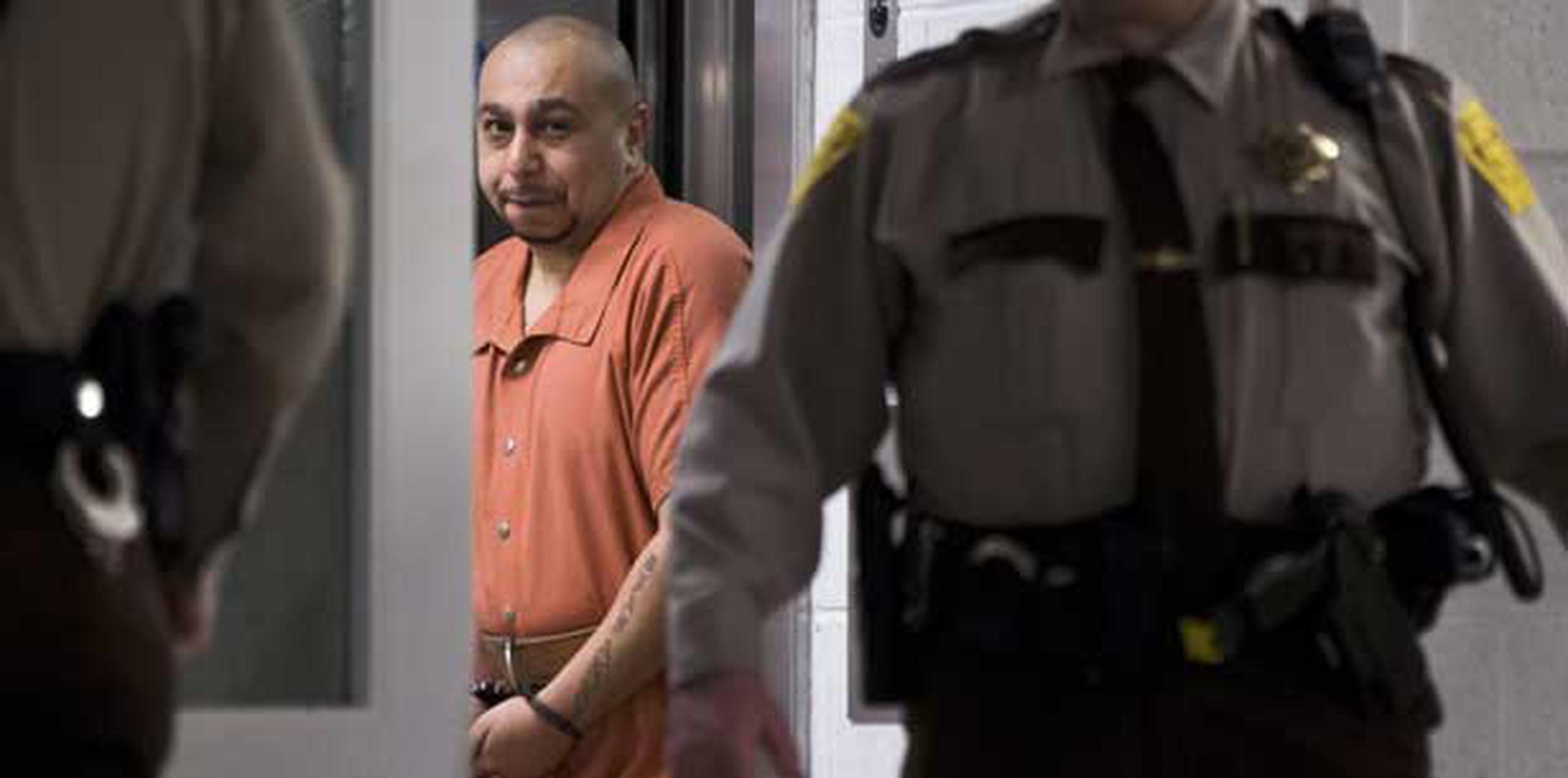 Julio Acevedo fue arrestado bajo un cargo de darse a la fuga tras el accidente pero podría enfrentar cargos más severos.  (AP/Matt Rourke)
