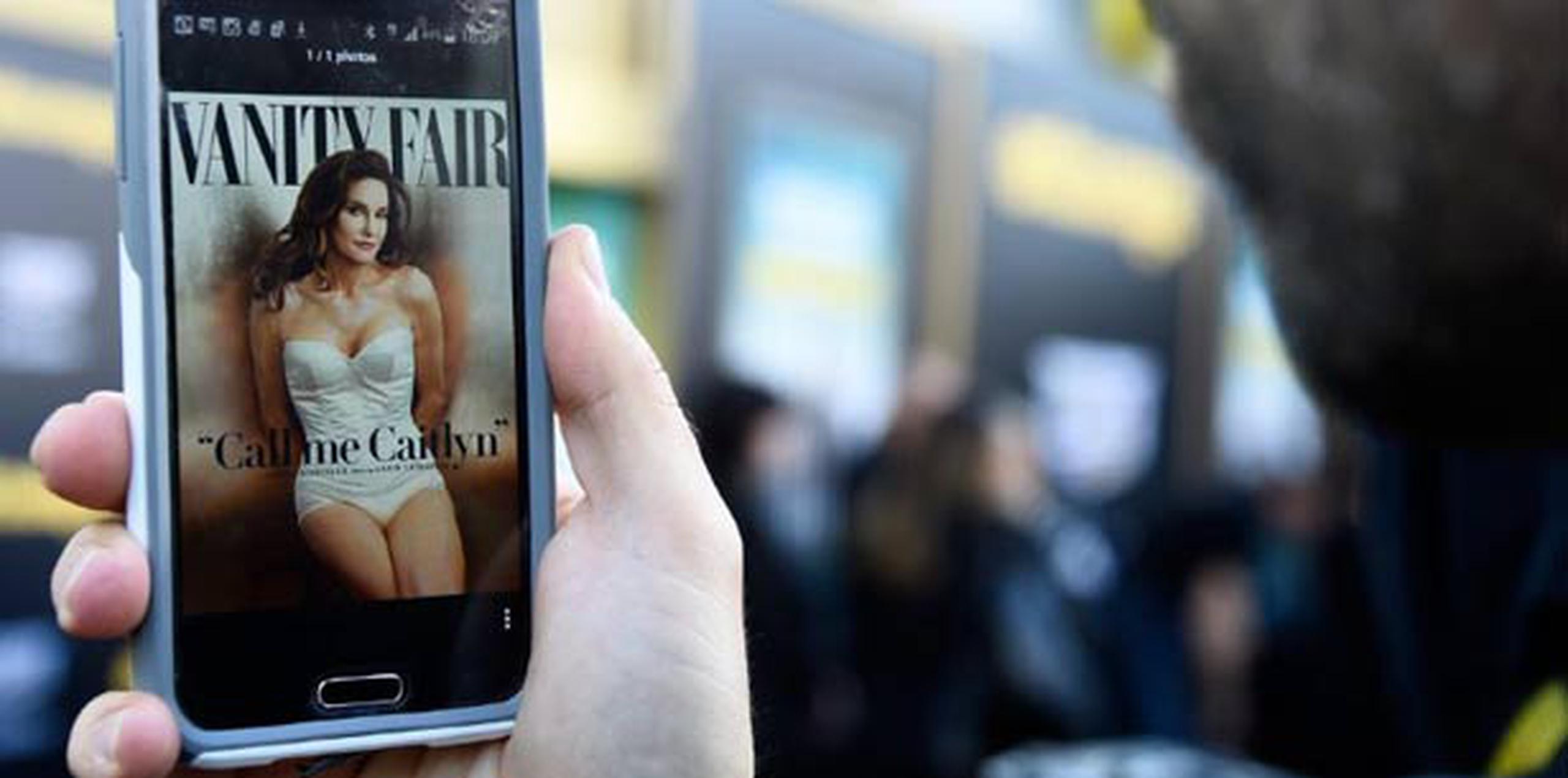 Jenner abrió su cuenta el mismo día que mostró al mundo la portada de la nueva revista “Vanity Fair”. (AFP)