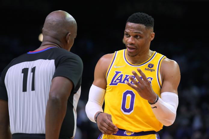 La participación de Russell Westbrook en los Lakers este año pasó de ser muy prometedora a una pesadilla. 