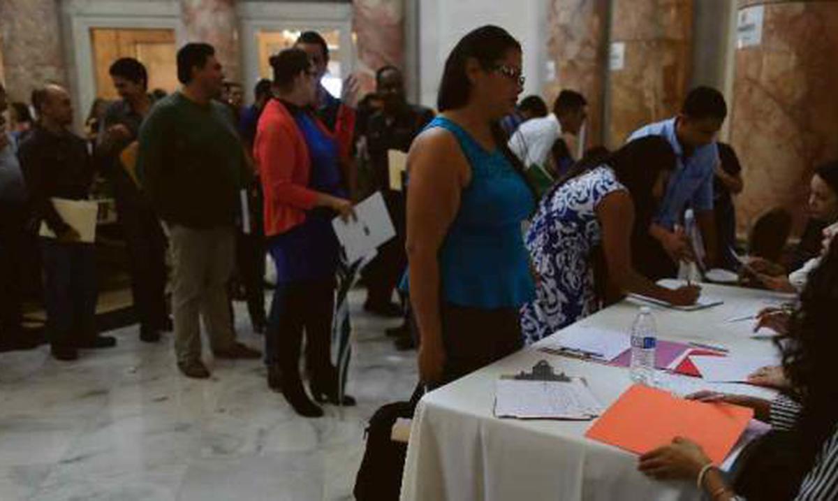 Buscarán llenar más de 300 plazas de trabajo en Feria de Empleos en Manatí Primera Hora