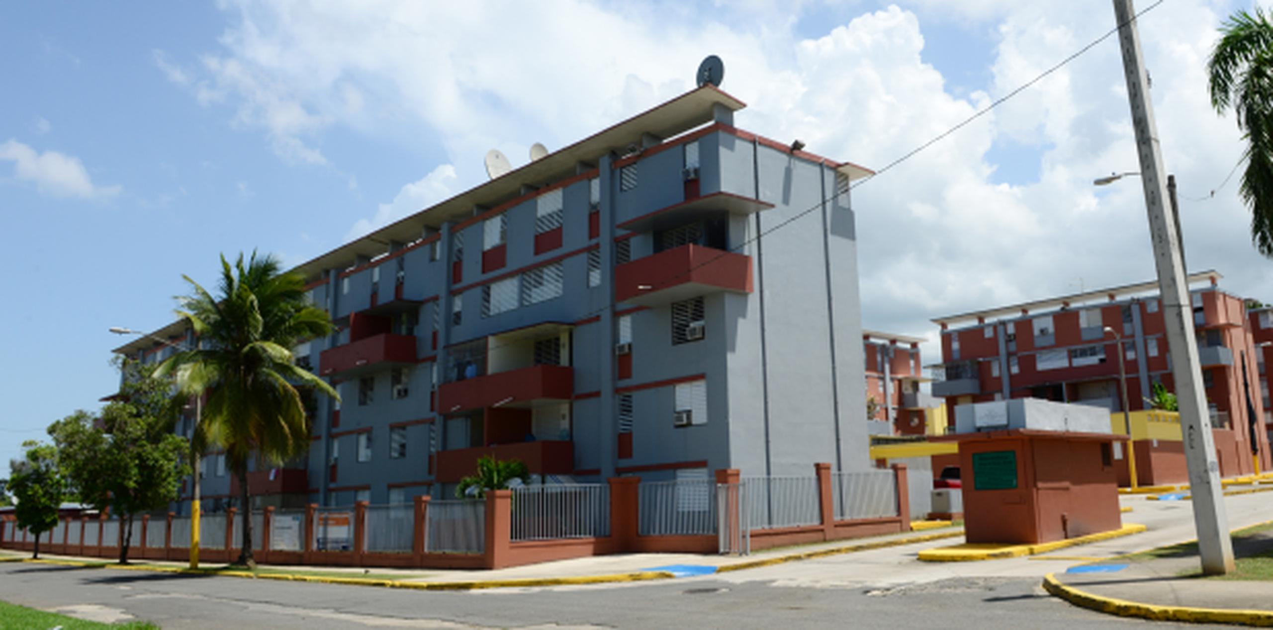 Las inmediaciones del residencial Monte Hatillo han sido blanco de confrontaciones a tiros al menos desde 1993. (ismael.fernandez@gfrmedia.com)