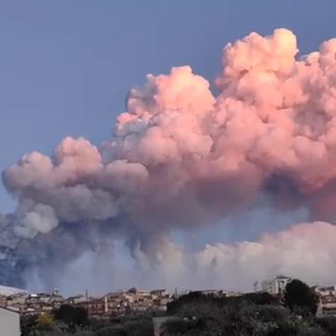 Mira las espectaculares imágenes del volcán Etna
