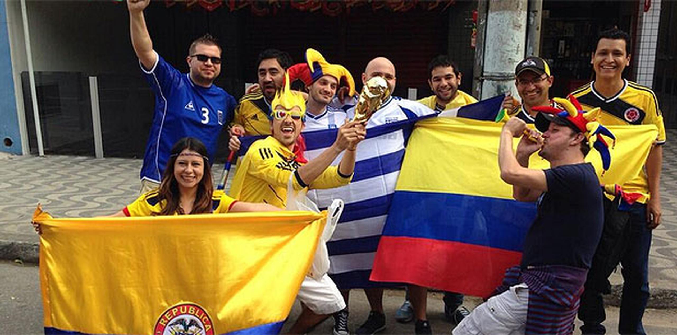 La originalidad afloró entre los miles de aficionados colombianos. (alex.figueroa@gfrmedia.com)