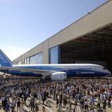Exingeniero de Boeing alega que aviones 787 Dreamliner tienen riesgo de partirse en pleno vuelo