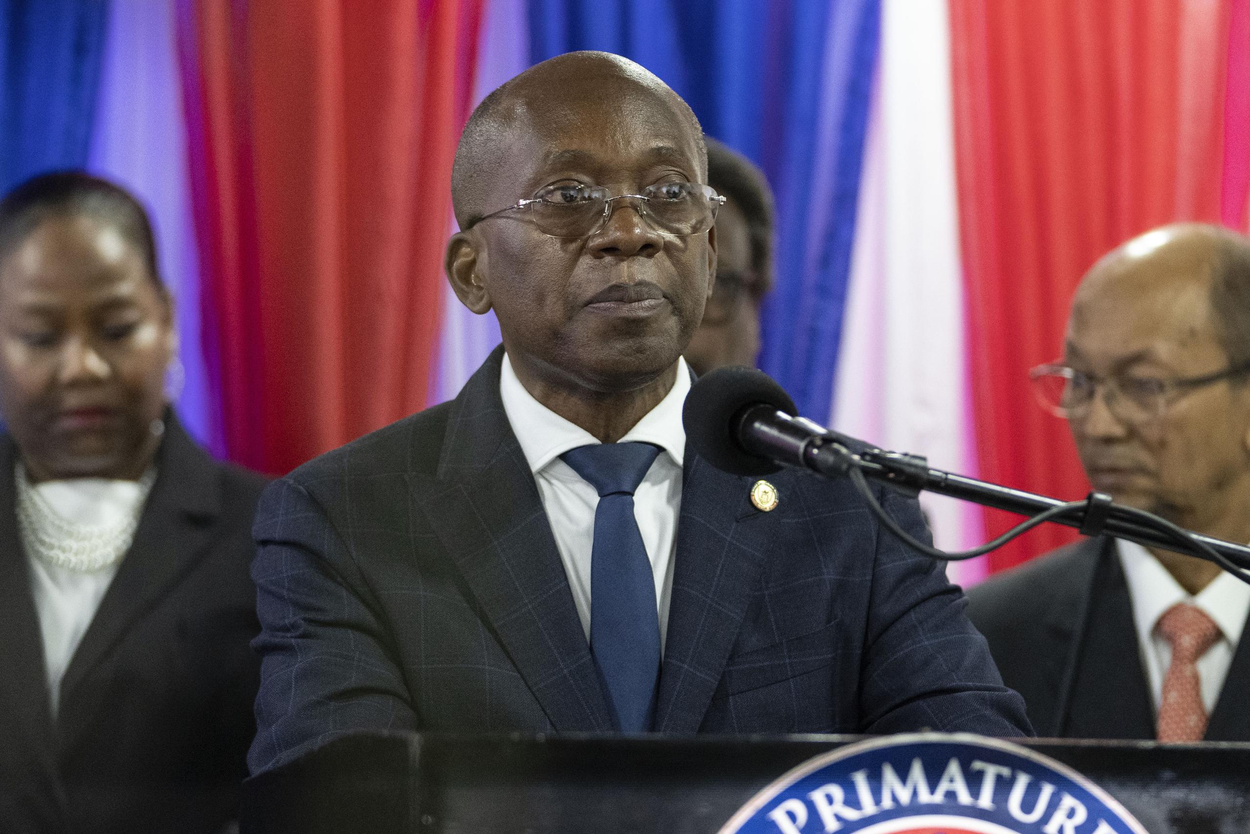 El ministro de finanzas de Haití bajo el gobierno de Ariel Henry, Michel Patrick Boisvert, fue elegido como primer ministro interino por los restantes miembros del gabinete.