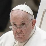 El papa Francisco niega tener problemas de salud y dice que no va a renunciar
