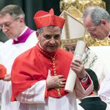 A juicio este mes el cardenal Angelo Becciu