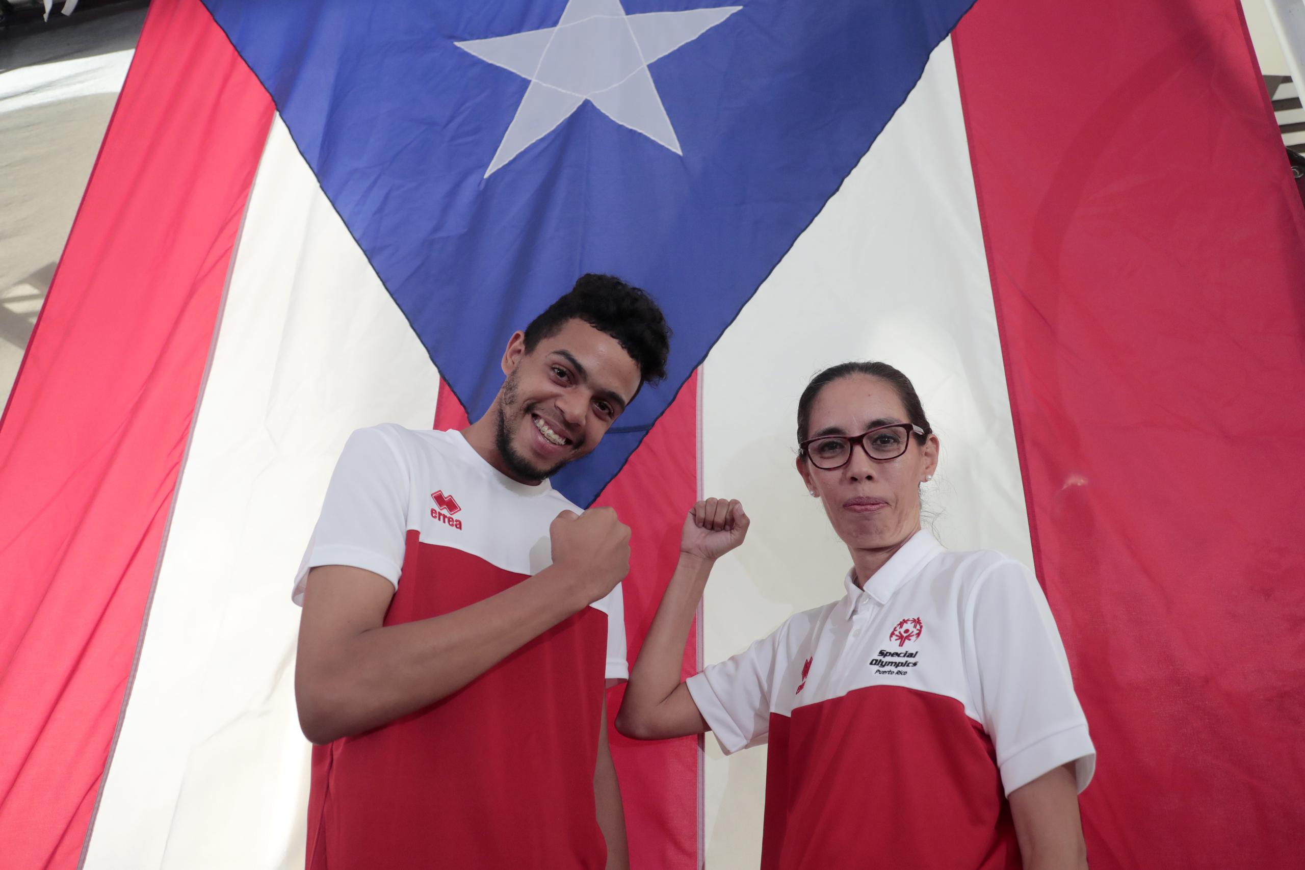 Jomar Guerrero y Michelle Candelario cargarán la bandera de Puerto Rico en la ceremonia de apertura.