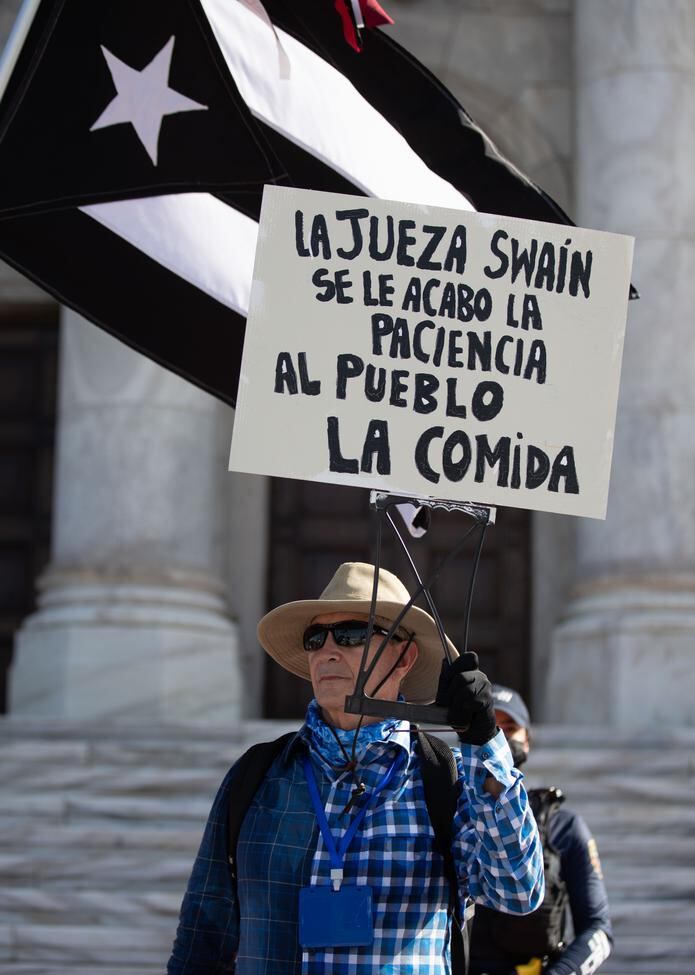 Manifestación a las afueras del Capitolio en octubre con motivo de la aprobación del Plan de Ajuste de la Deuda.