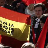 Españoles se manifiestan en Washington en contra de ley de amnistía