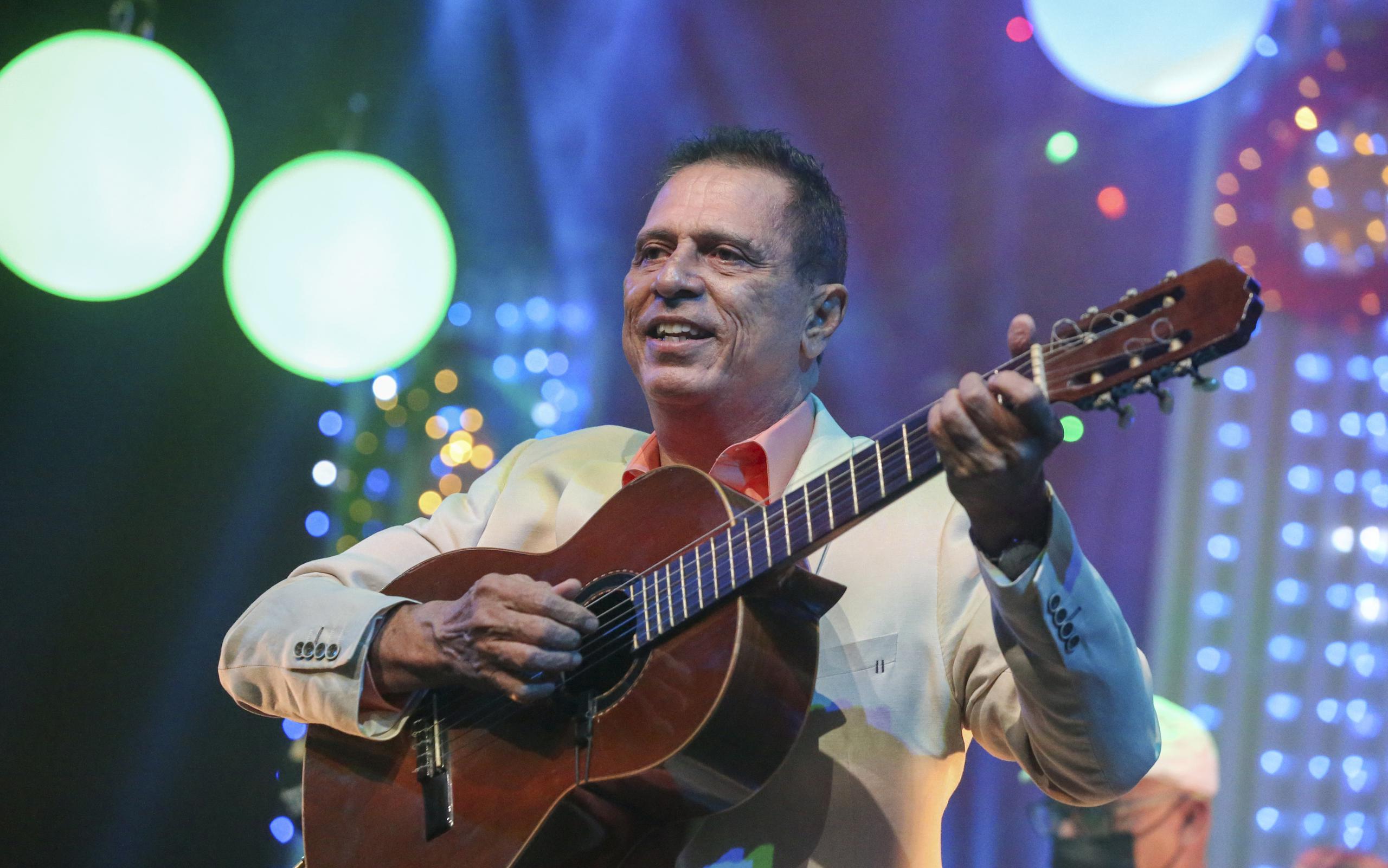 El folclorista participó del especial para televisión, grabado en el Teatro Braulio Castillo, que apoya el álbum.