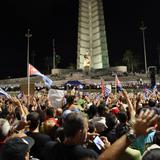 Miles despiden a Fidel Castro en la Plaza de la Revolución