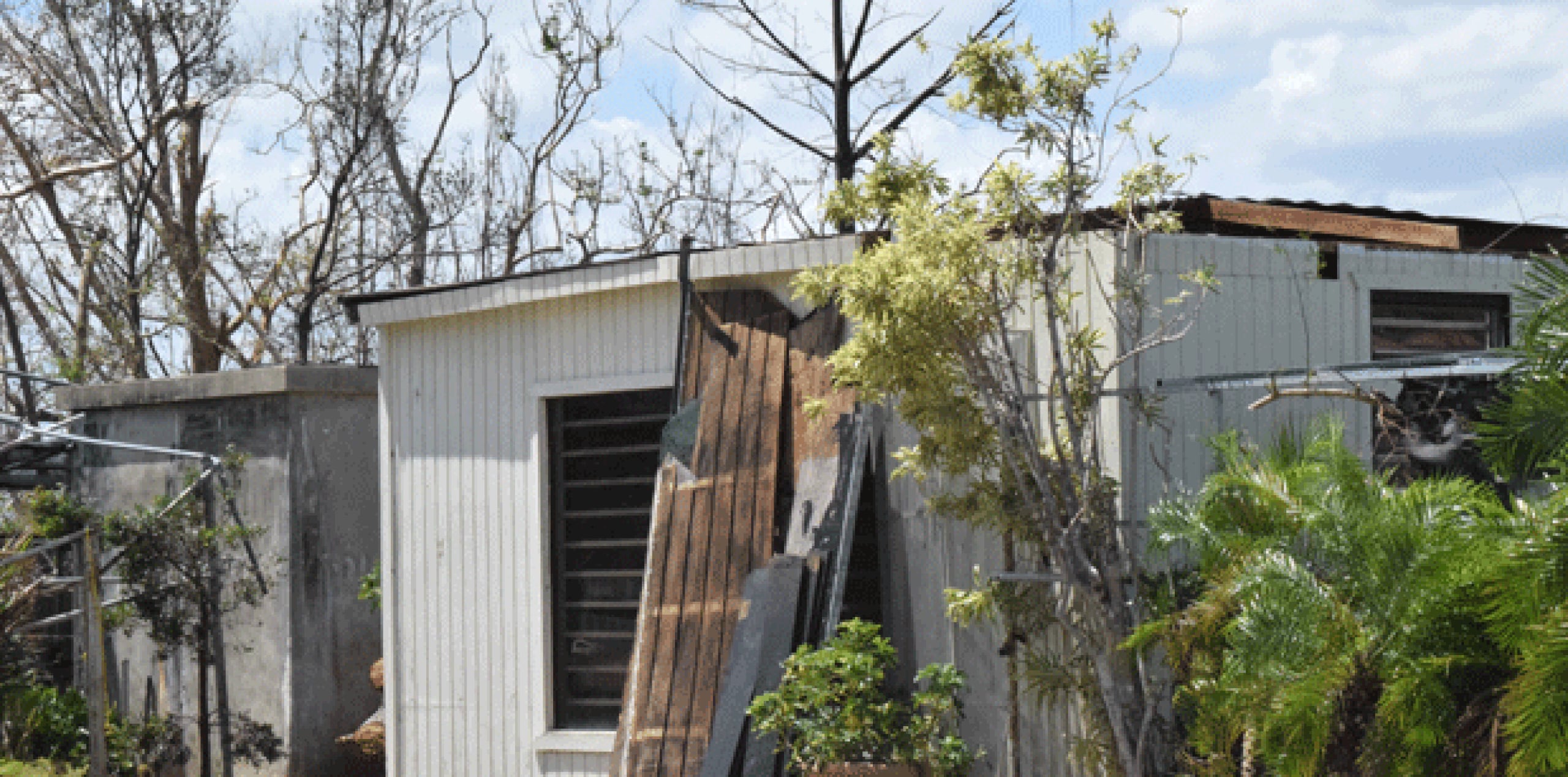 La casa de Pedro López quedó destruida tras el embate del huracán María. (Para Primera Hora / José Karlo Pagán)