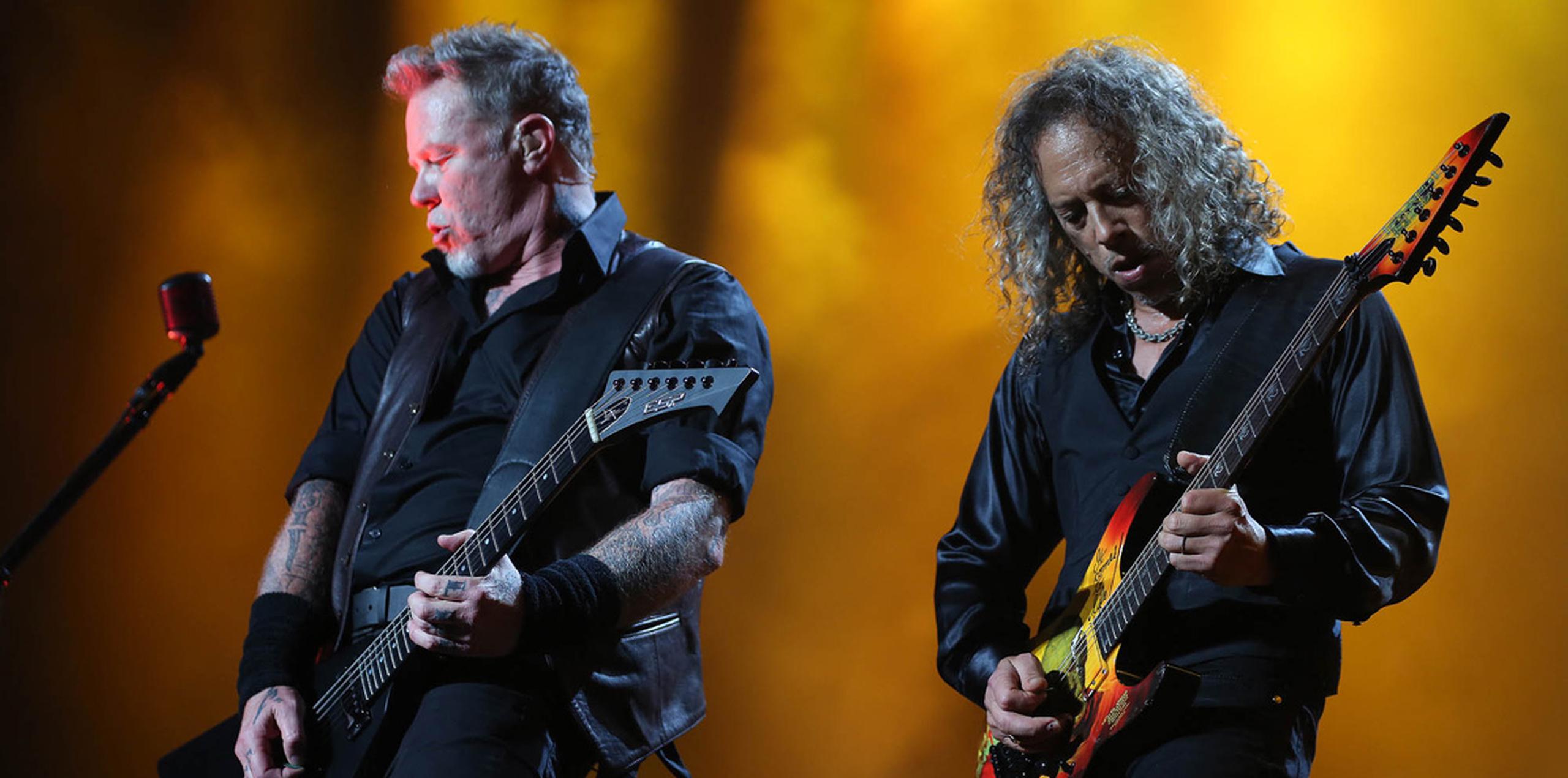 James Hetfield y Kirk Hammett tocaron ante miles de puertorriqueños por poco más de dos horas. (david.villafane@gfrmedia.com)