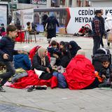 Decenas de heridos por terremoto de magnitud 5.9 en Turquía