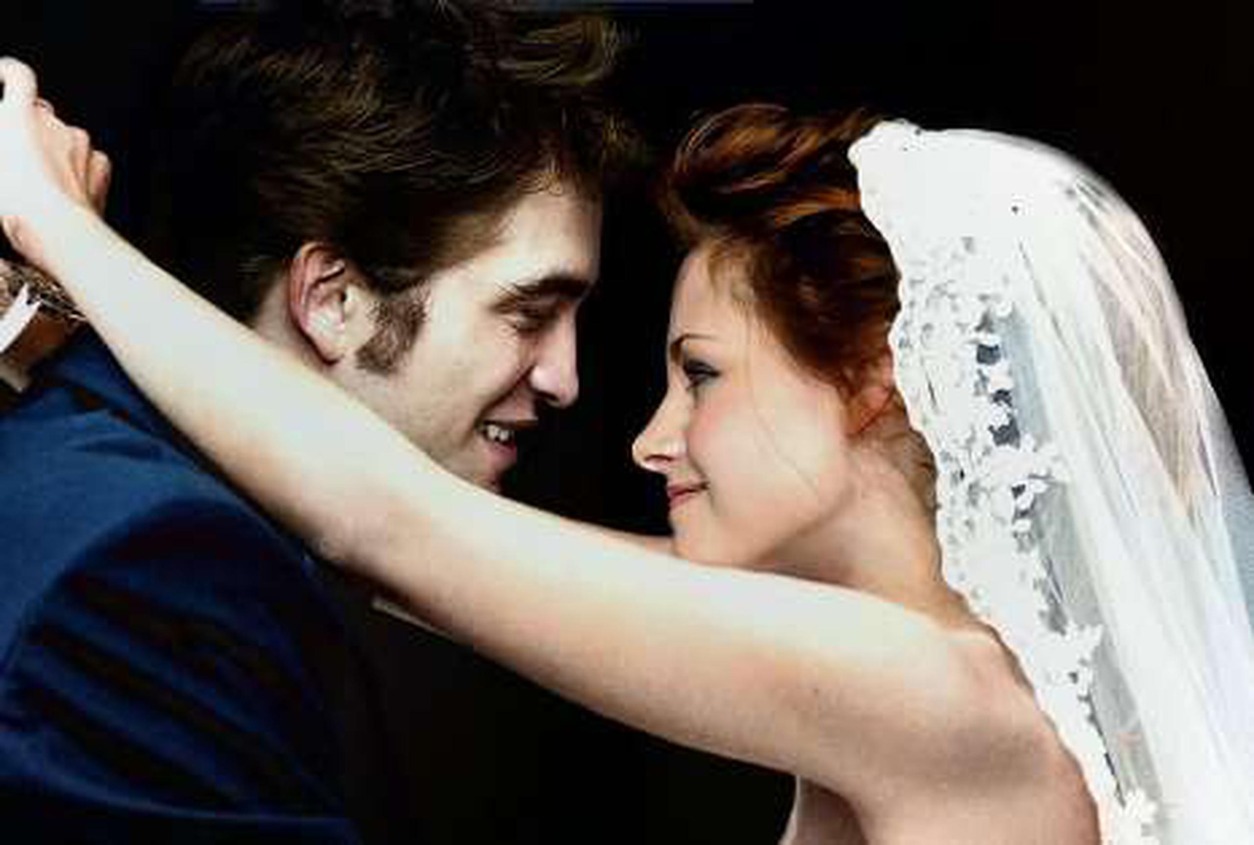 Edward y Bella a un paso del altar en la saga de