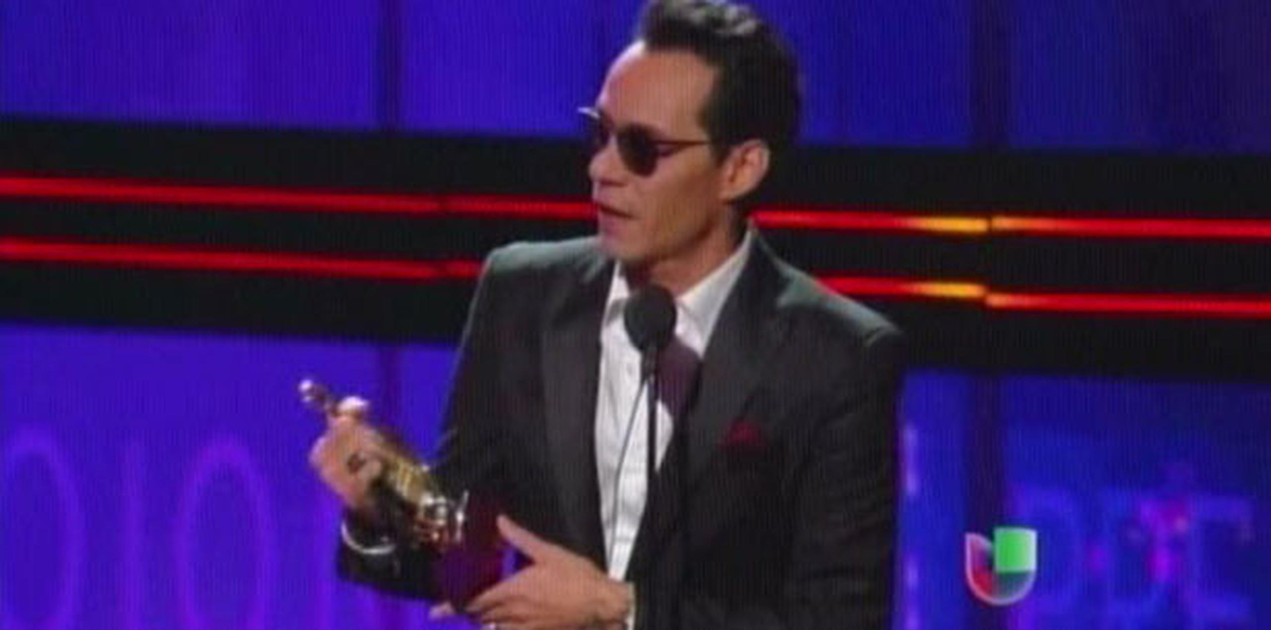 El premio tropical artista del año recayó sobre Marc Anthony. (Captura: Univision)