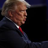 Trump presenta una querella en Nevada por el conteo de “votos ilegales” 