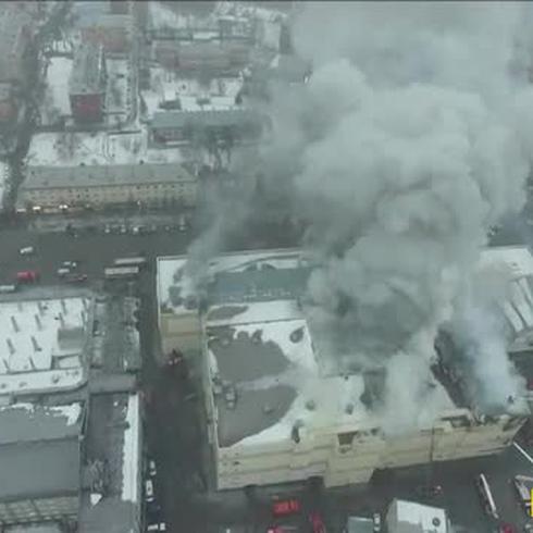 Un incendio mortal en un centro comercial de Rusia
