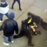 Video: Ángeles Guardianes golpean supuesto inmigrante durante entrevista en vivo en Nueva York