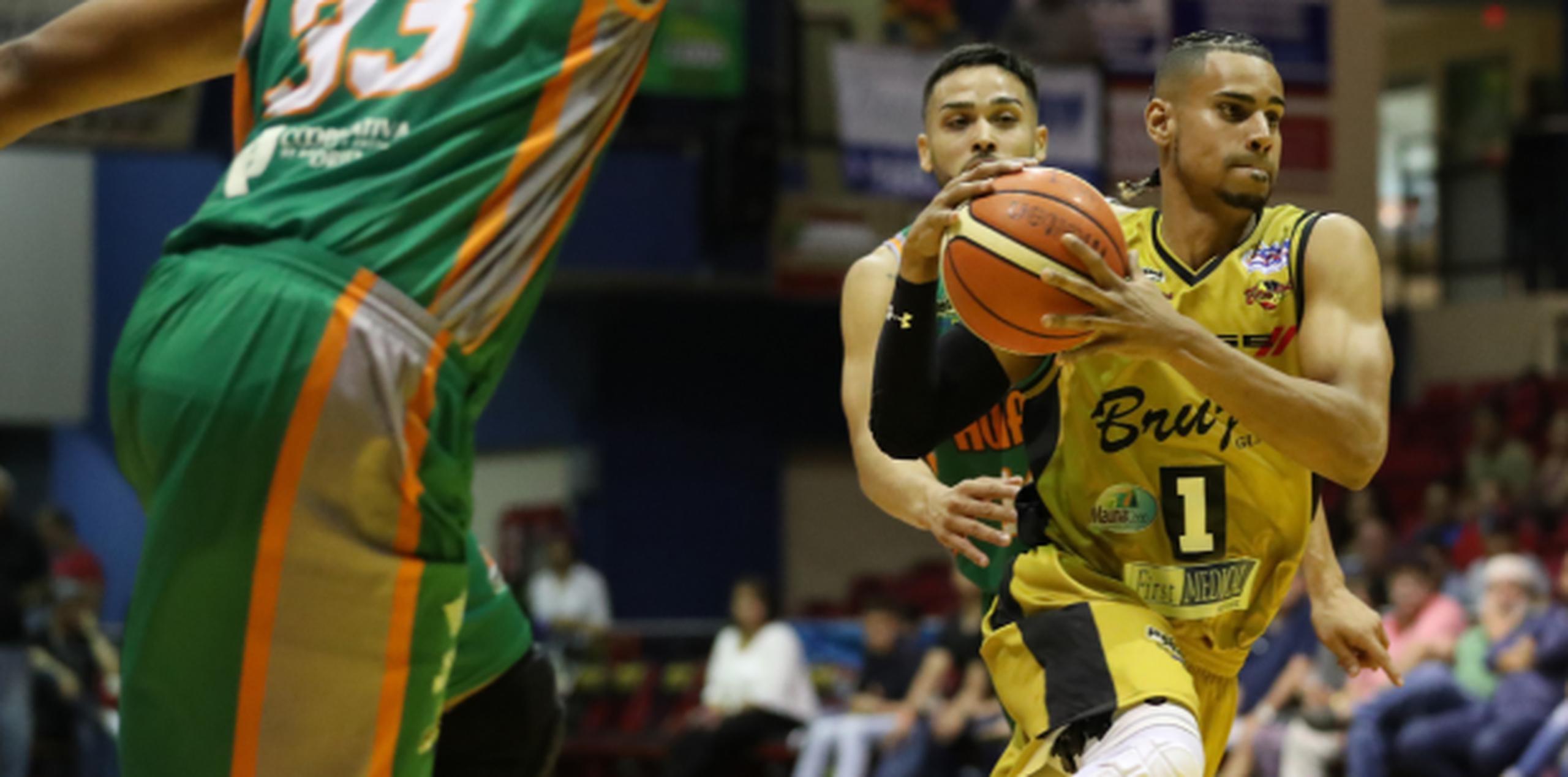Gian Clavell probará suerte en la NBA Primera Hora