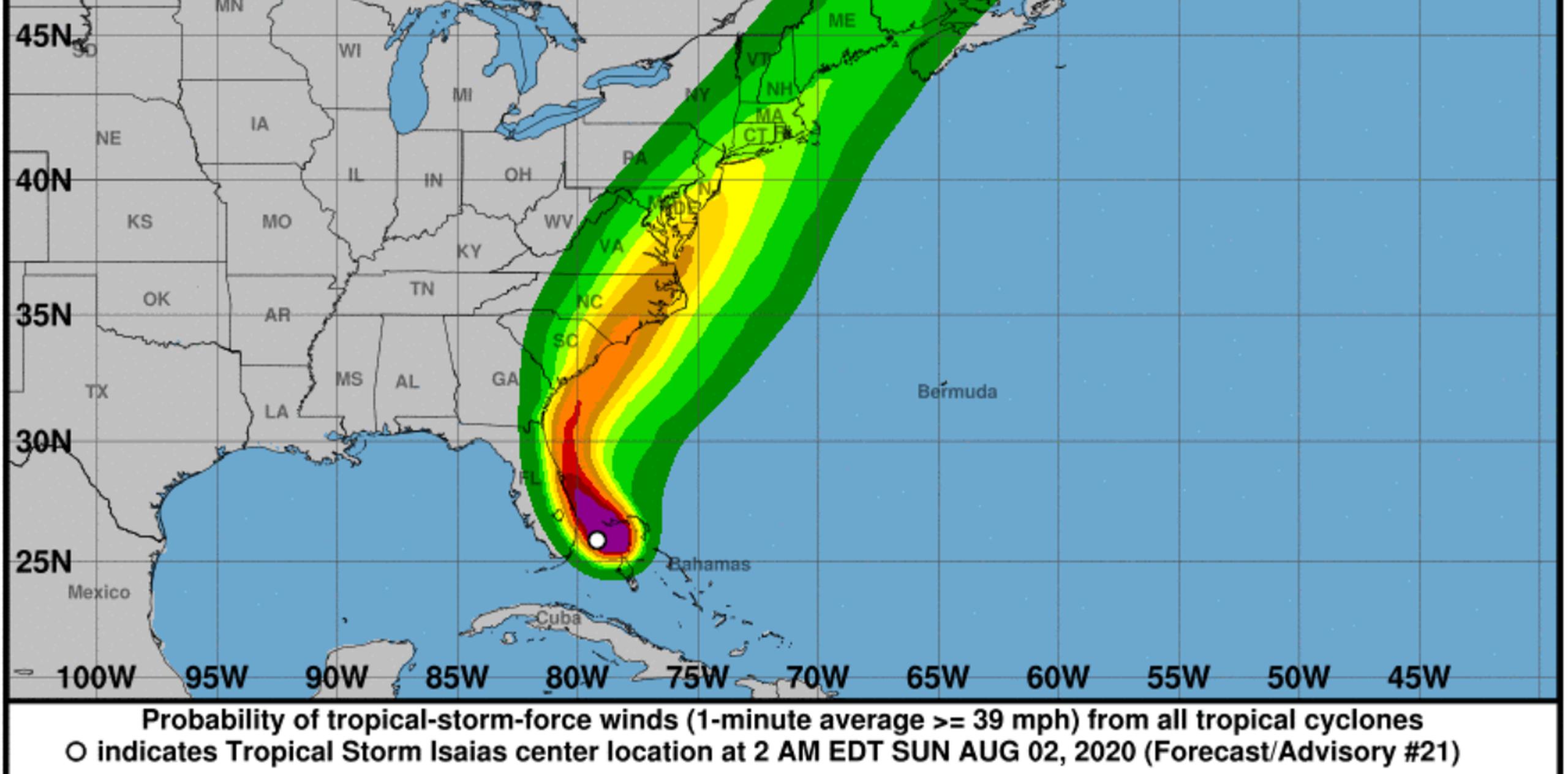 La tormenta Isaías en la costa este de Florida.