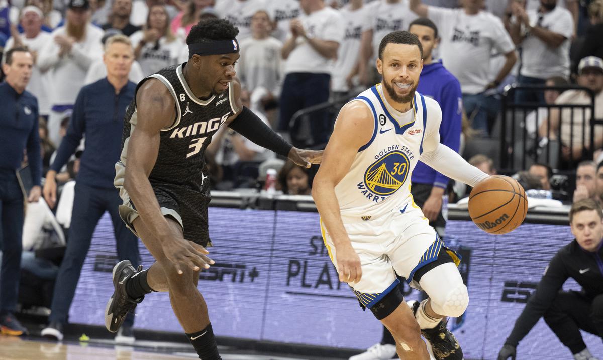 Curry charges the Warriors into a series against LeBron and the Lakers in an epic feat