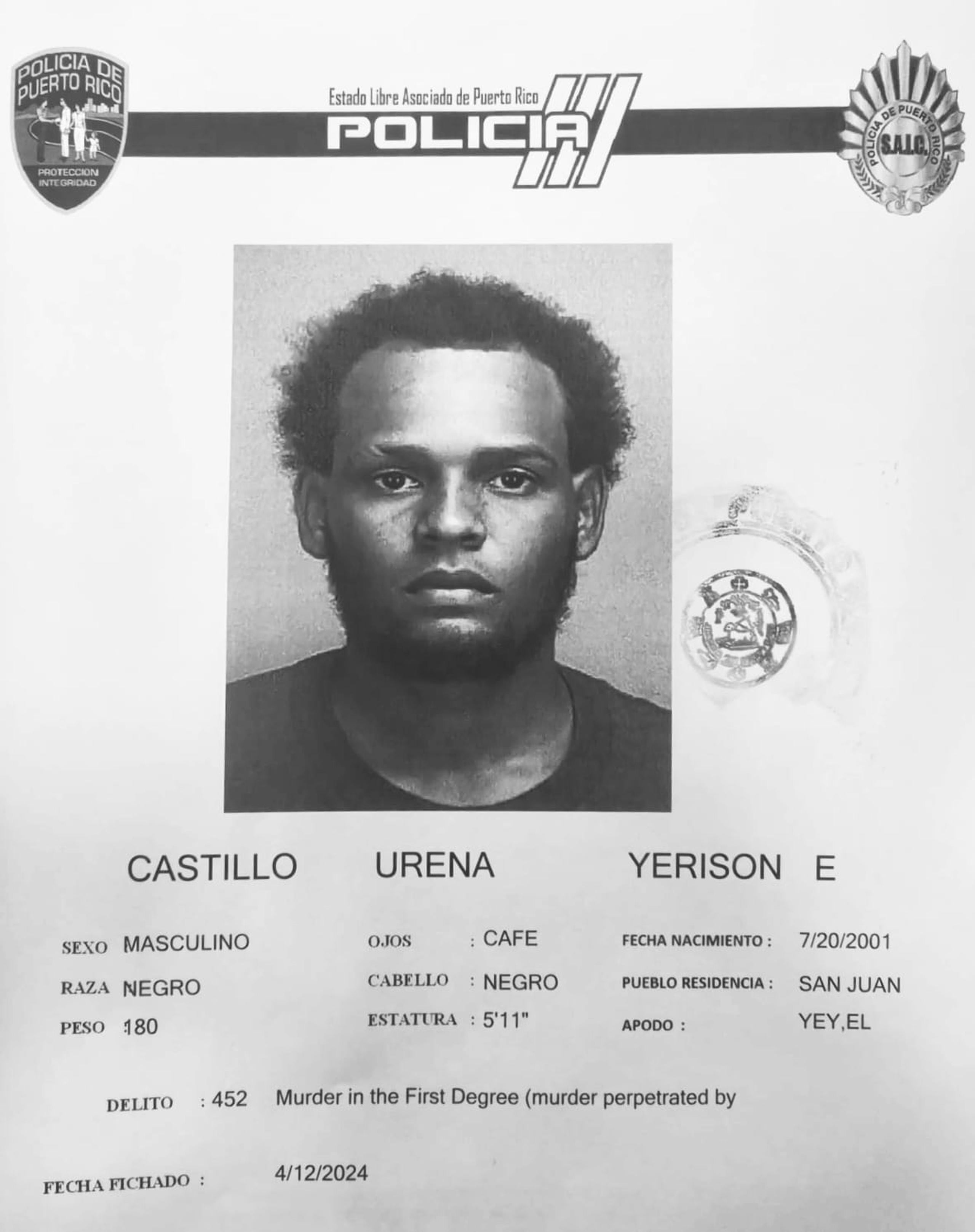 Yerson E. Castillo Ureña enfrenta cargos por asesinato y violación a la Ley de Armas.