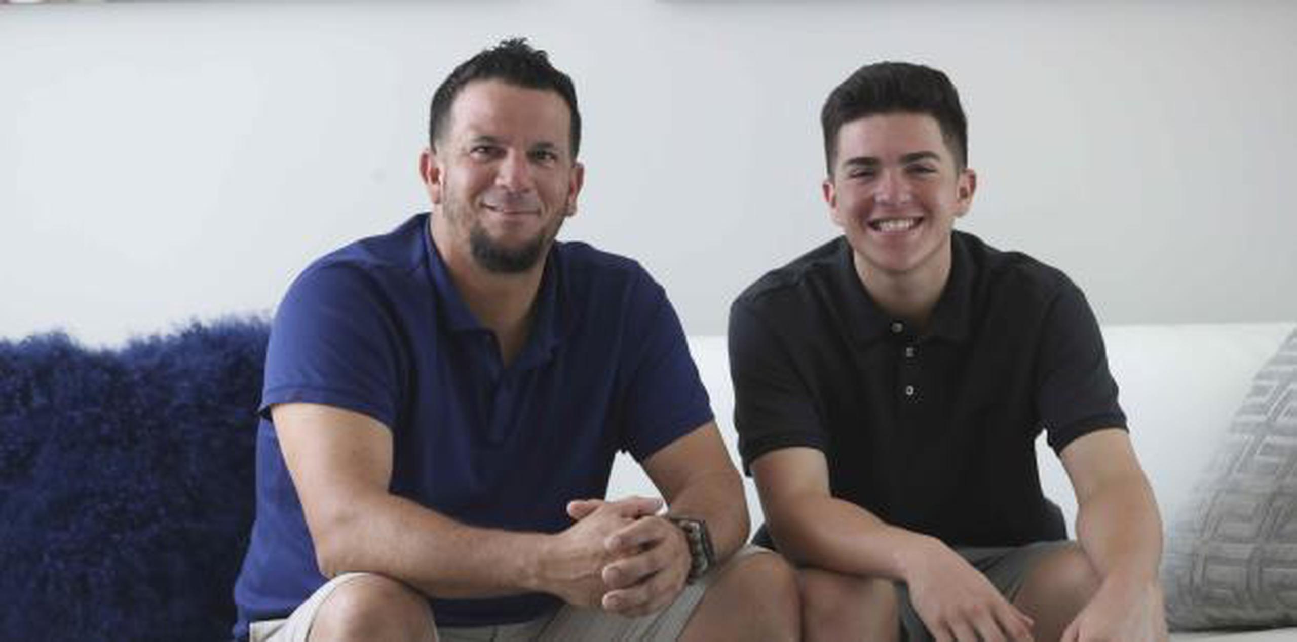 Orlando y Joan Sebastián Román disfrutarán juntos otro Día de los Padres, y este año no lo tomarán a la ligera, sino con más alegría. (vanessa.serra@gfrmedia.com)