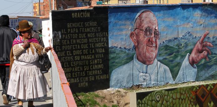 El primer papa latinoamericano de la historia regresa a la América hispana por primera vez desde su elección hace dos años. (EFE)
