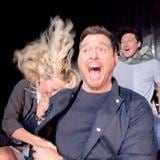 Michael Bublé y su esposa disfrutan el susto de Tower of Terror en Disney